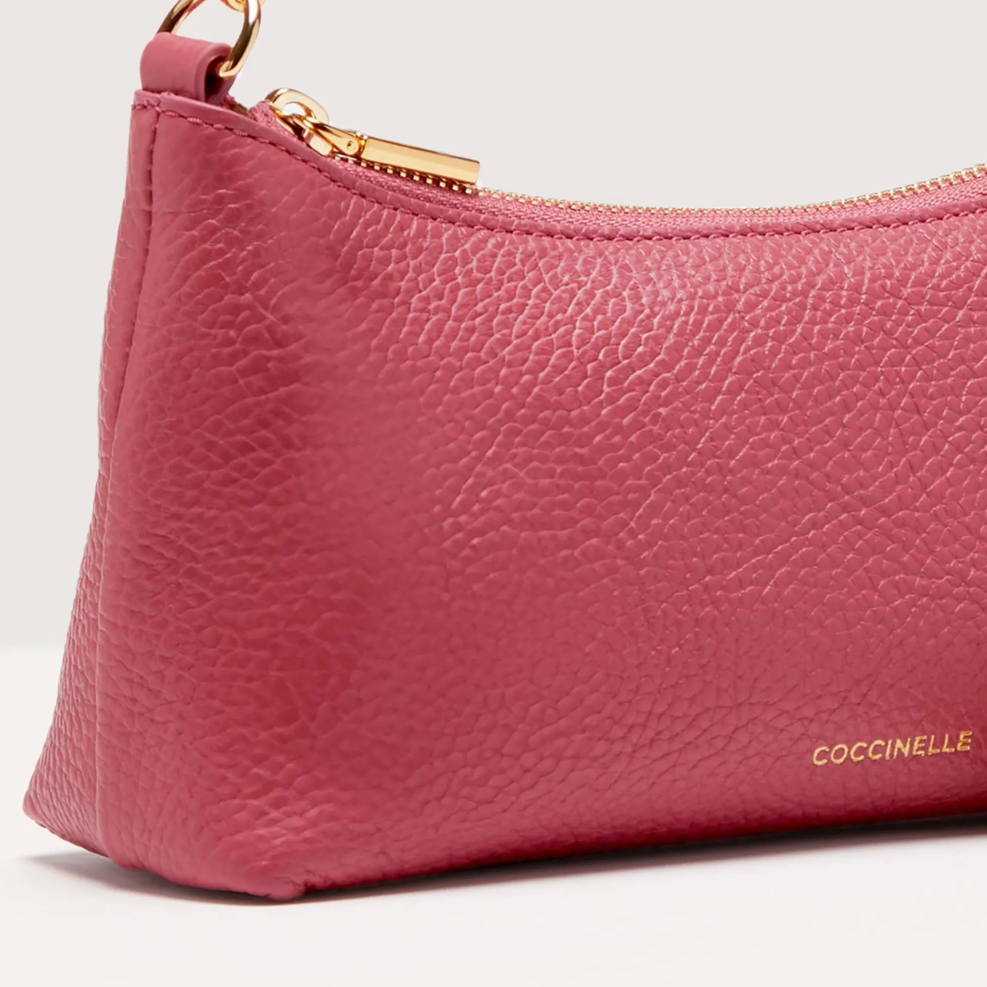 Coccinelle Aura