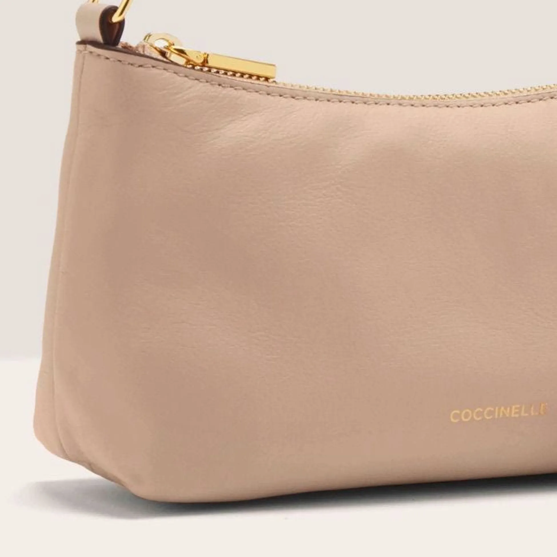 Coccinelle Aura Smooth