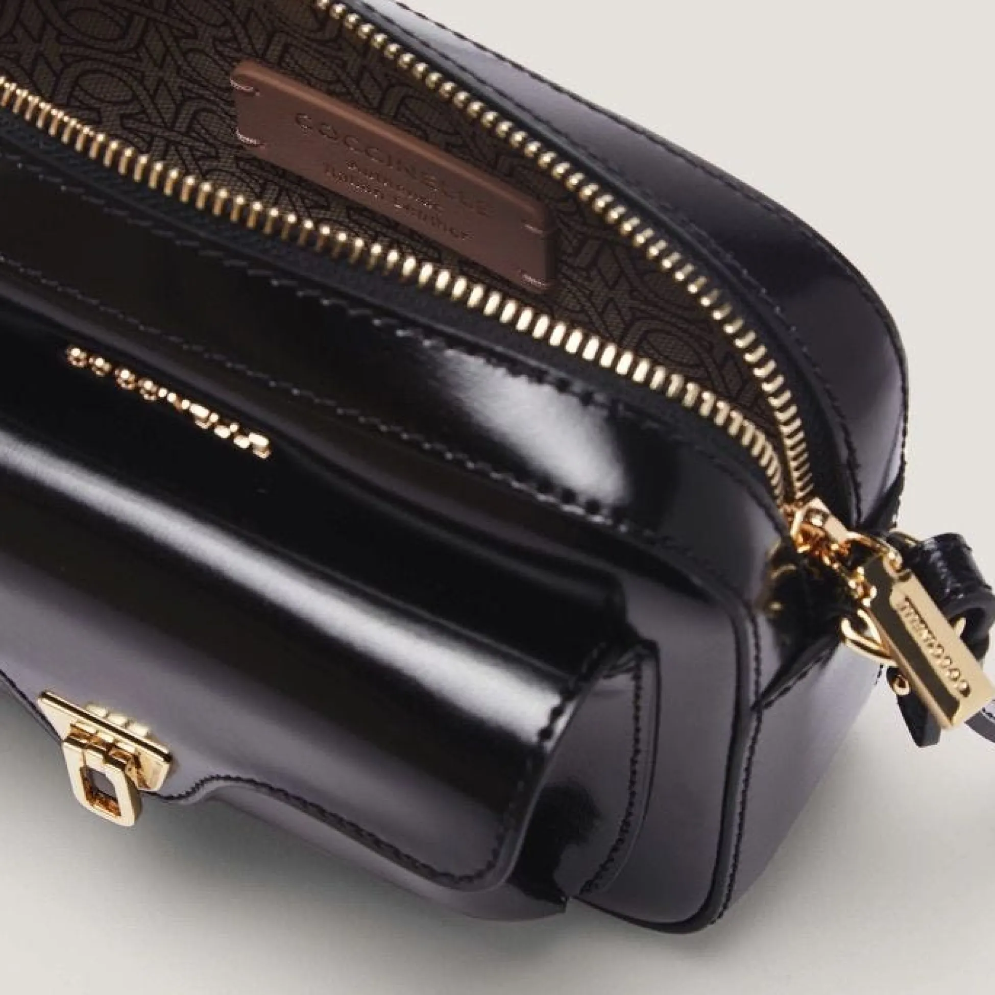 Coccinelle Beat Shiny Calf Mini