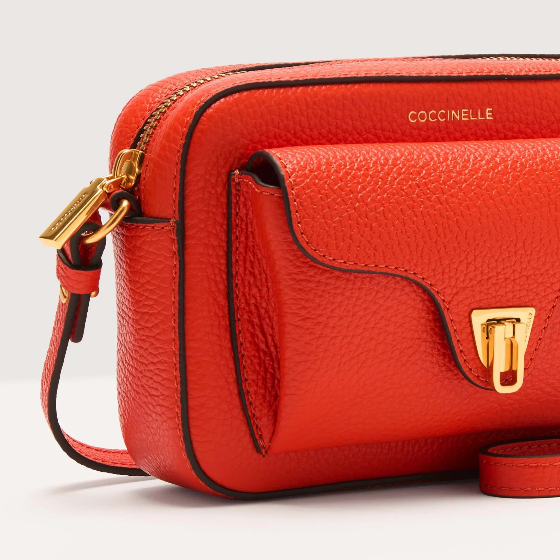 Coccinelle Beat Soft Mini