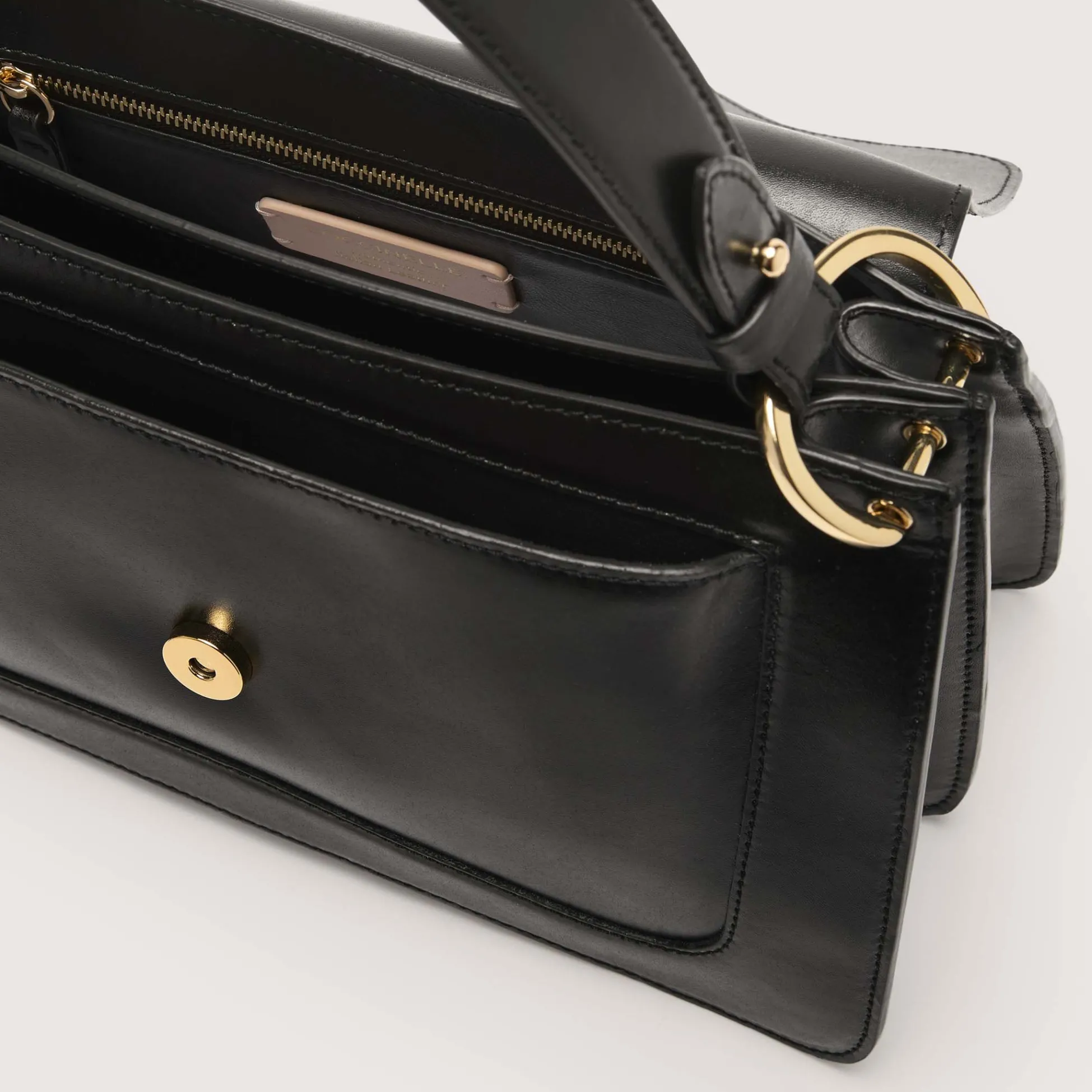 Coccinelle C-Me Calf Cocker medium