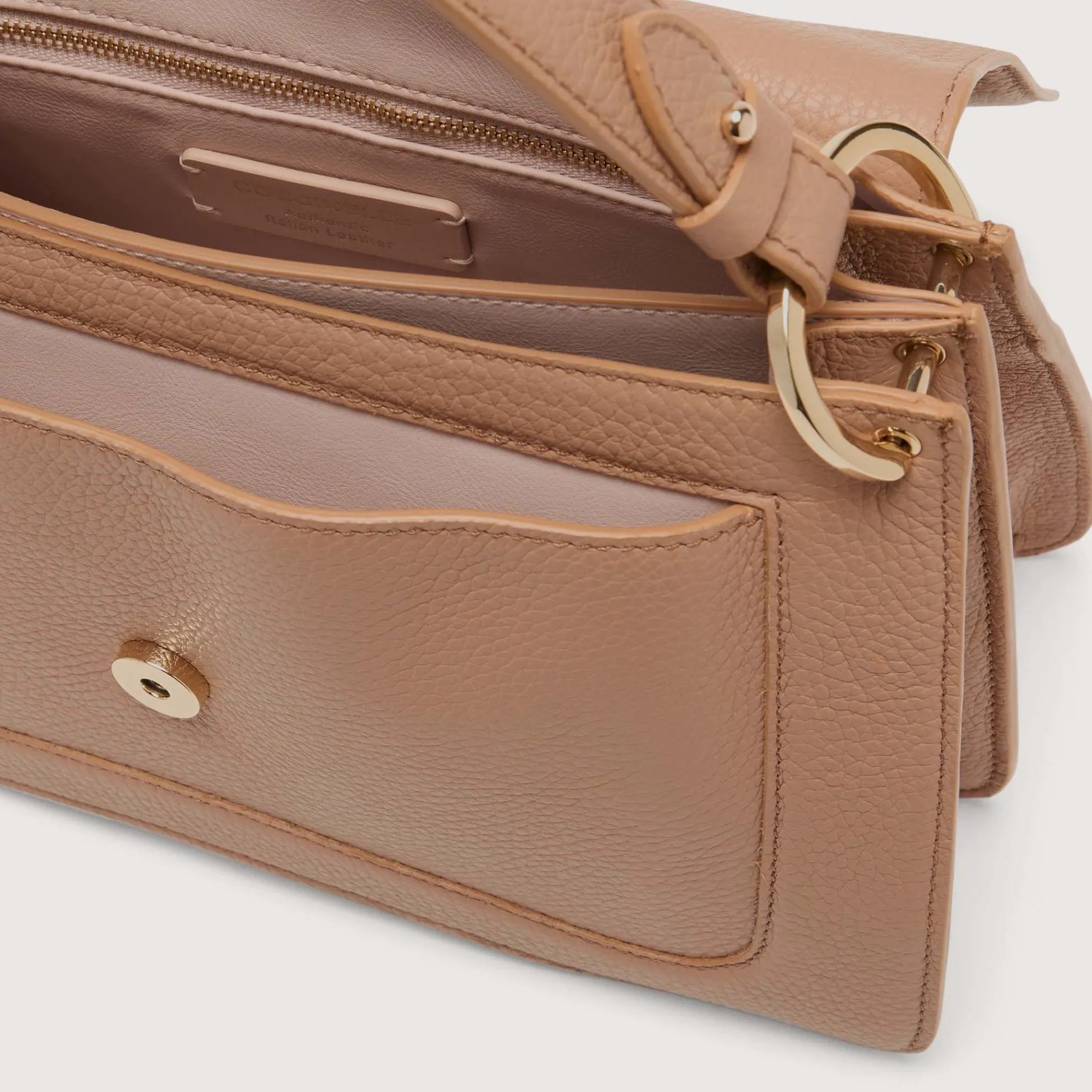 Coccinelle C-me medium