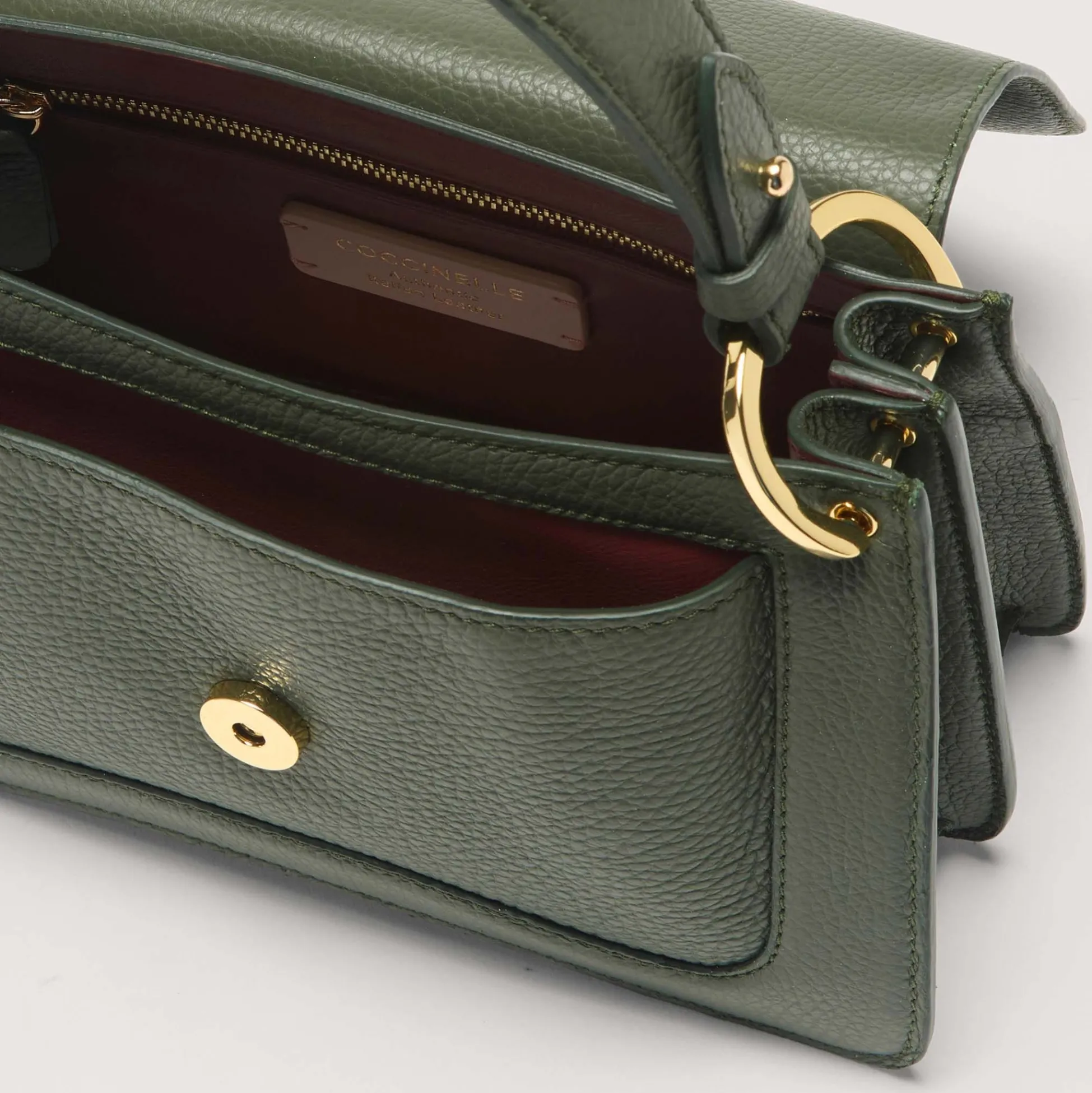Coccinelle C-me small