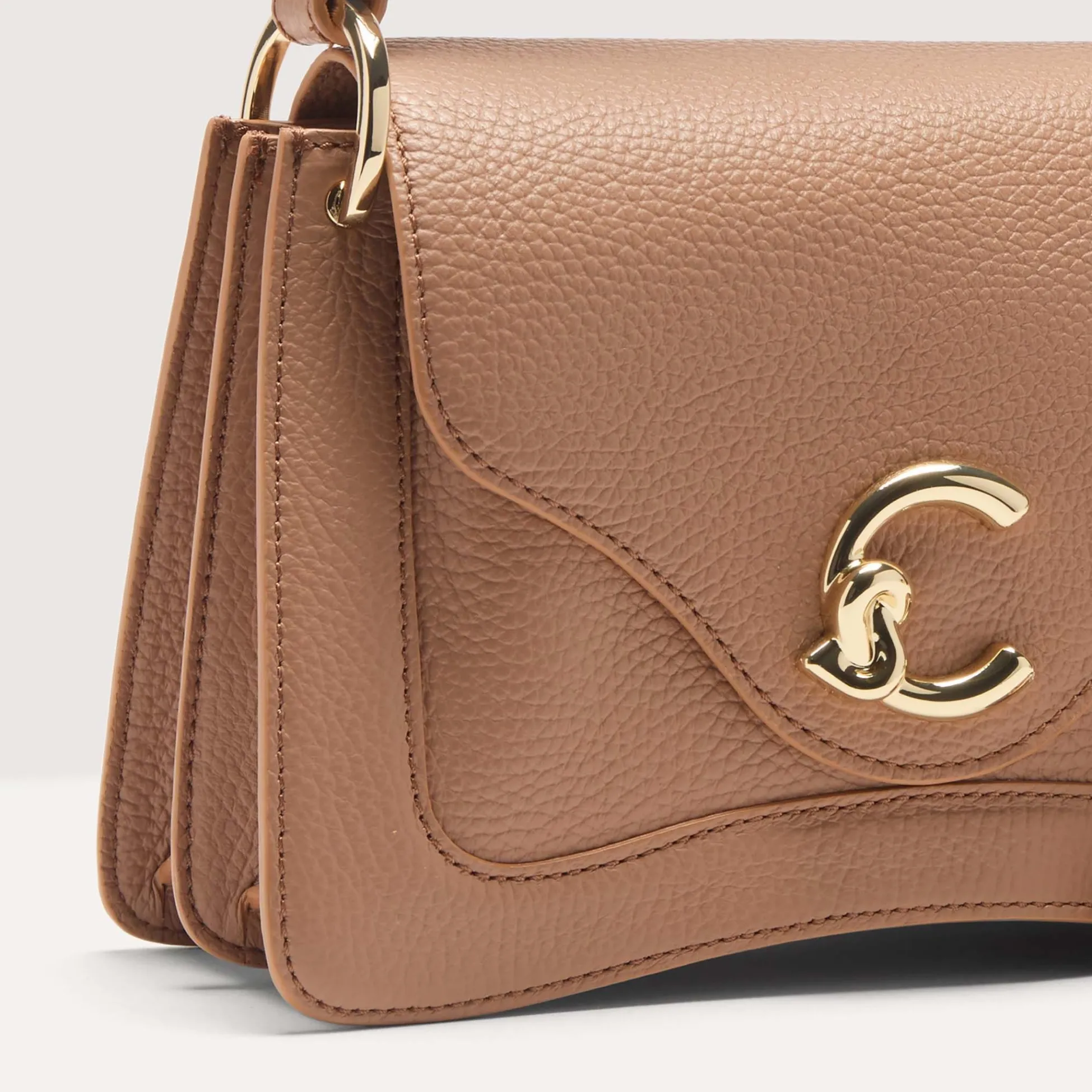 Coccinelle C-me small