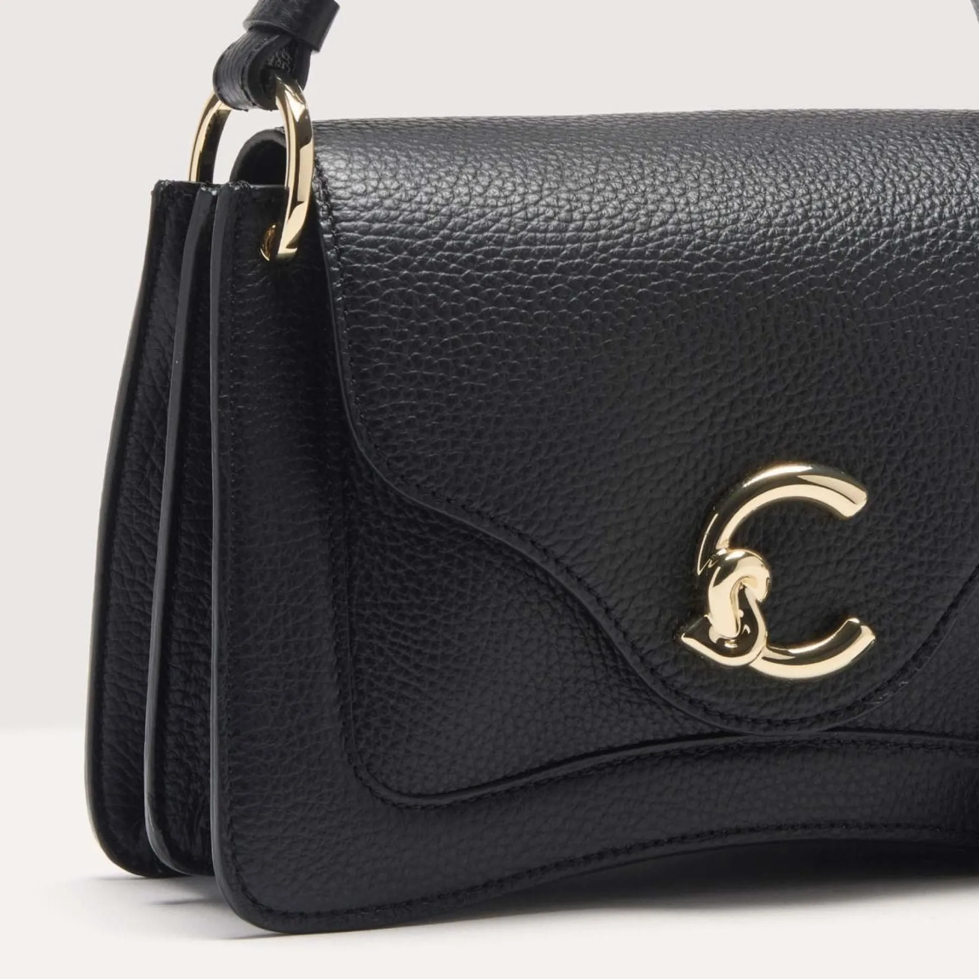 Coccinelle C-me small