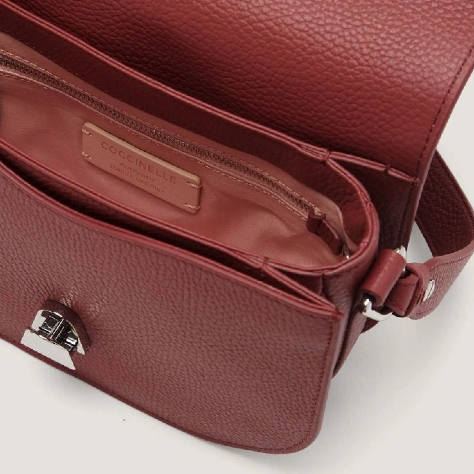 Coccinelle Dew Small