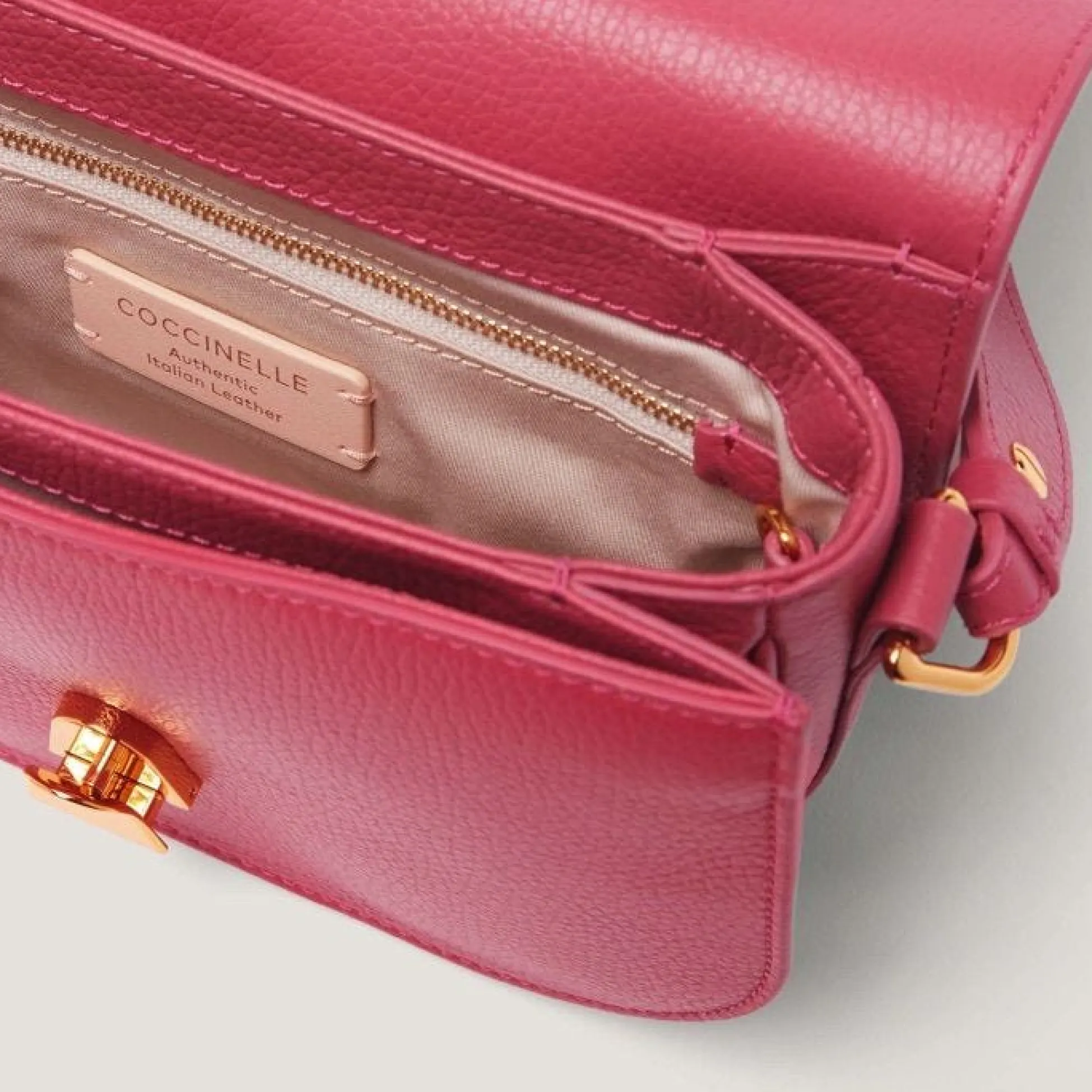 Coccinelle Dew Small