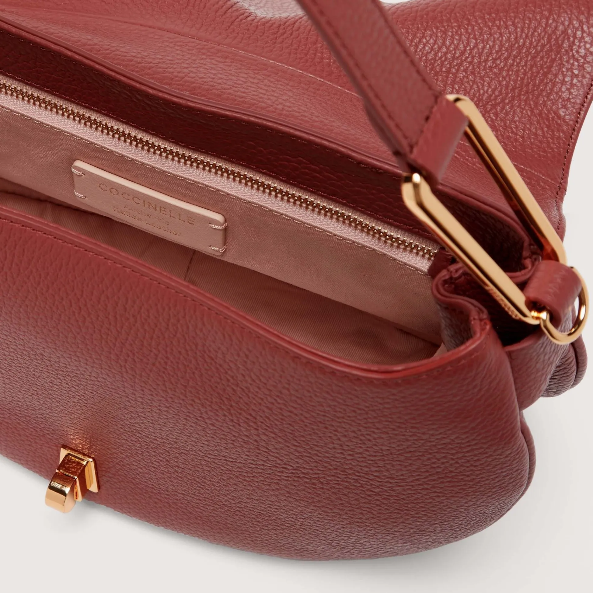 Coccinelle Magie Soft Medium