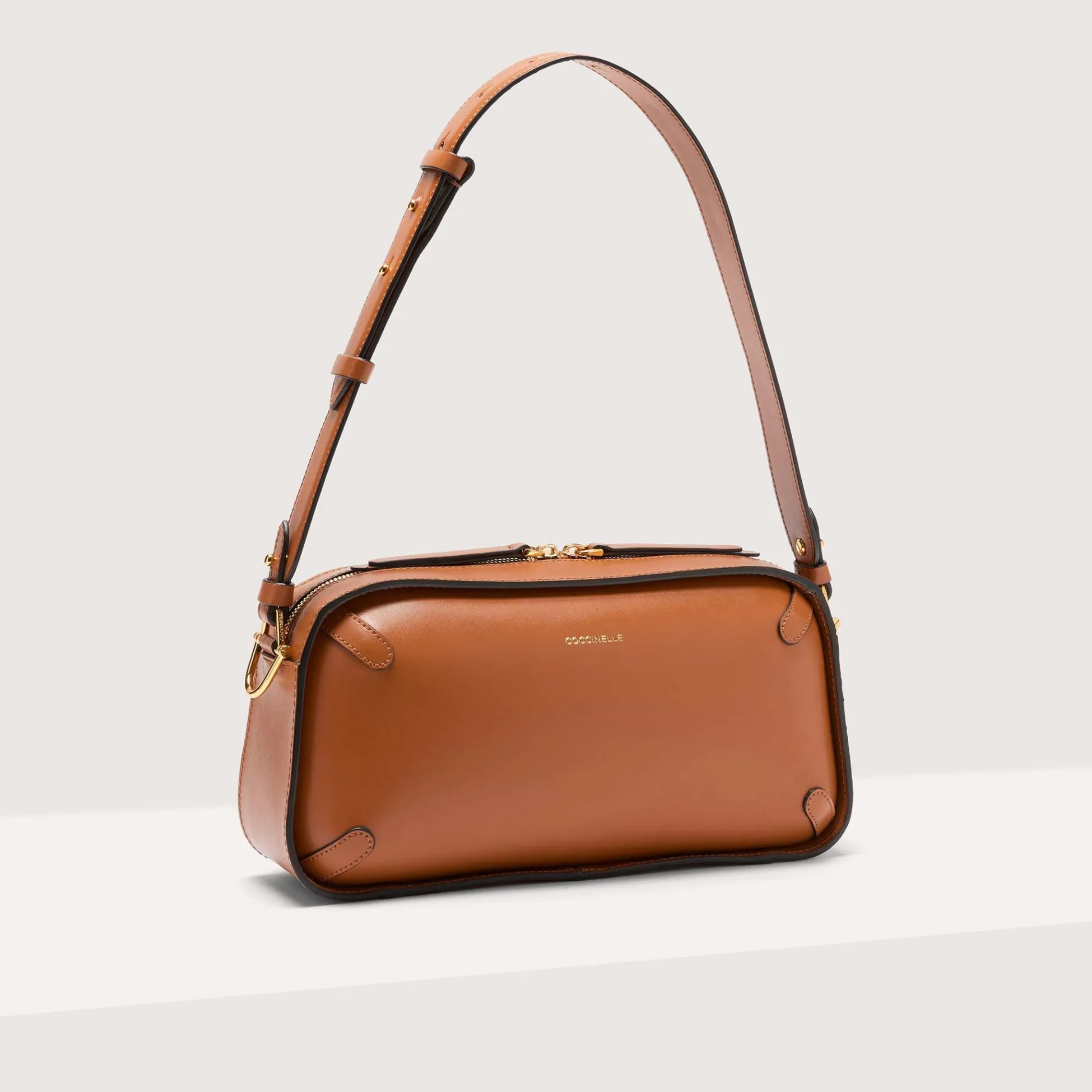Coccinelle Maleta Calf Cocker medium
