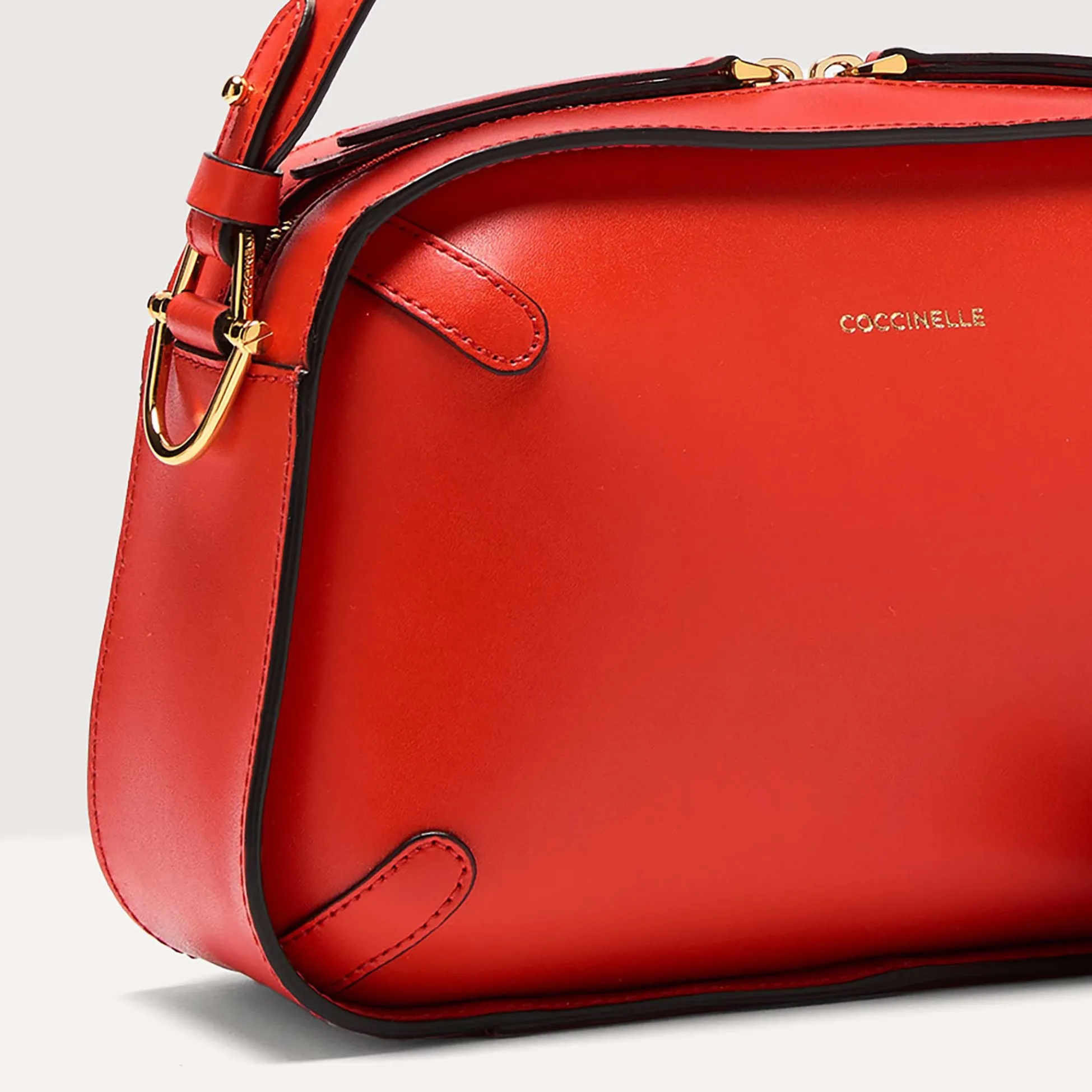 Coccinelle Maleta Calf Cocker small