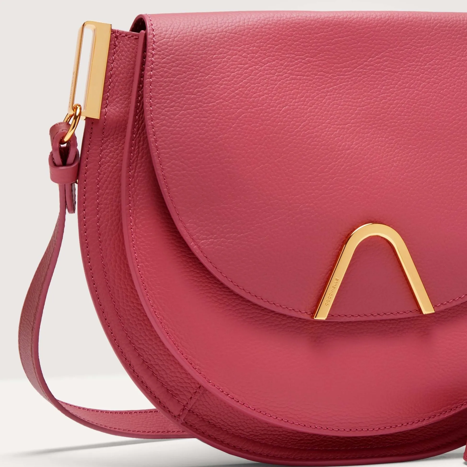 Coccinelle Sunup Medium