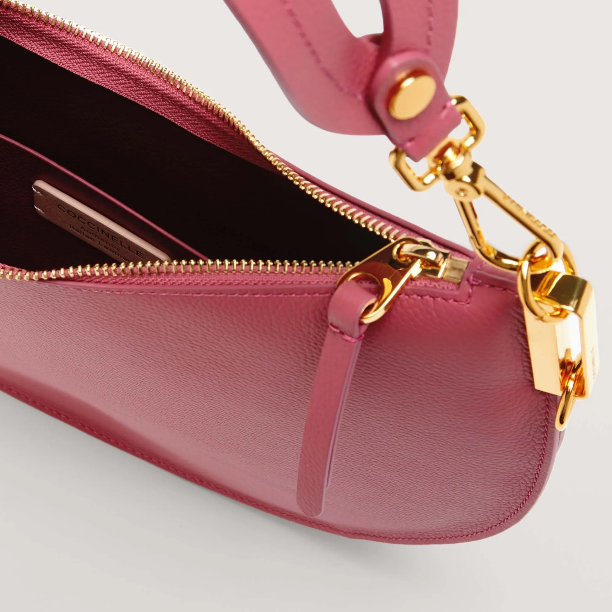 Coccinelle Sunup Medium