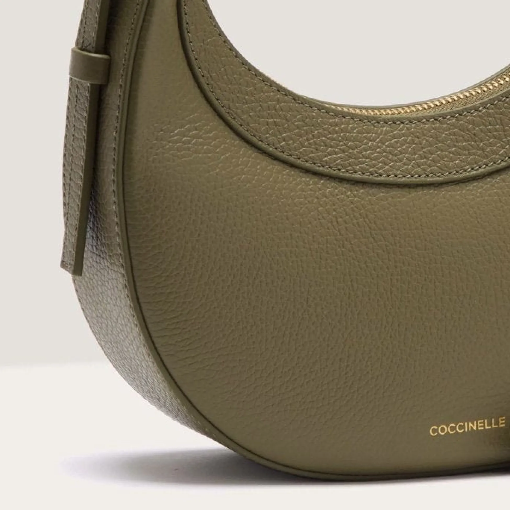 Coccinelle Whisper