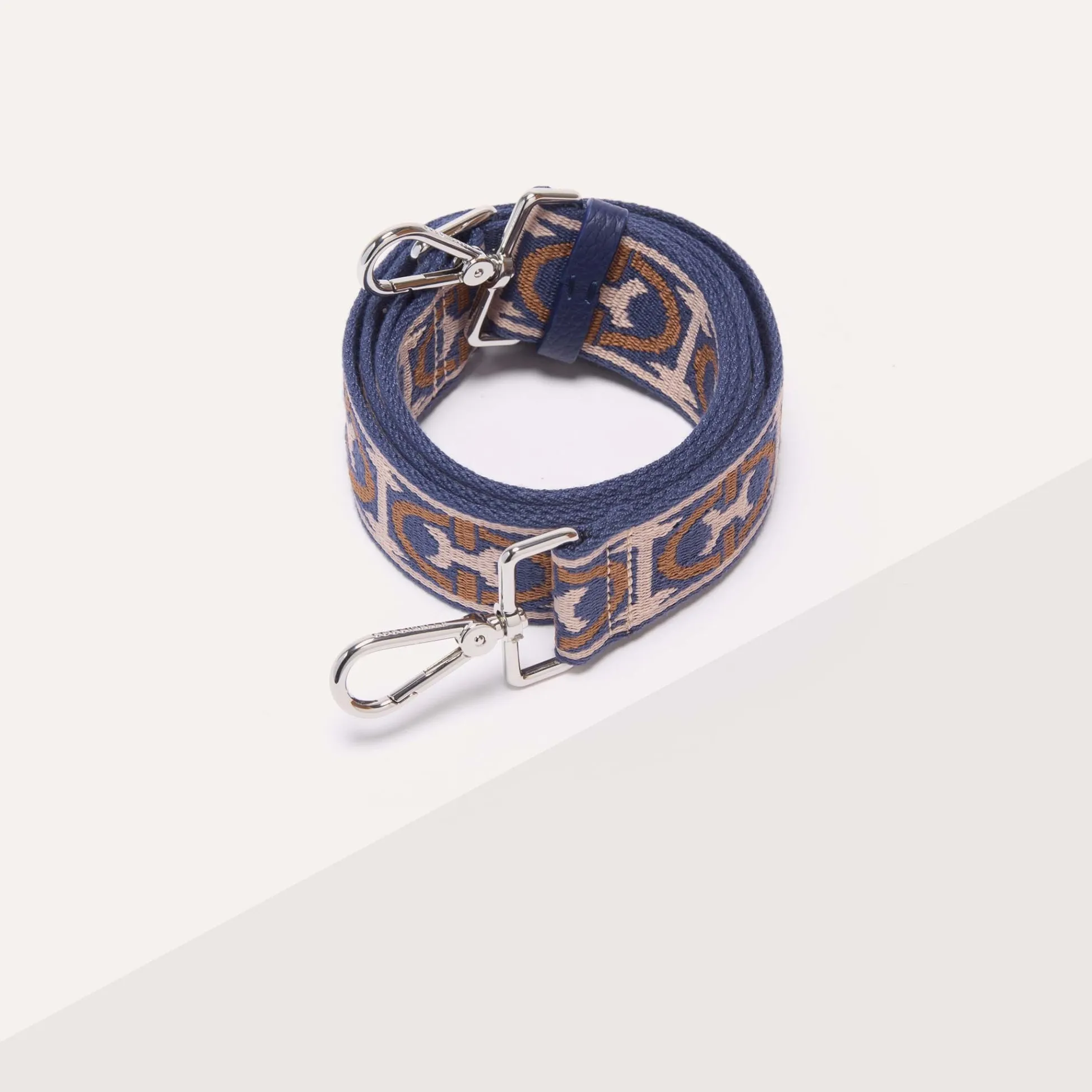 Monogram Tricolor